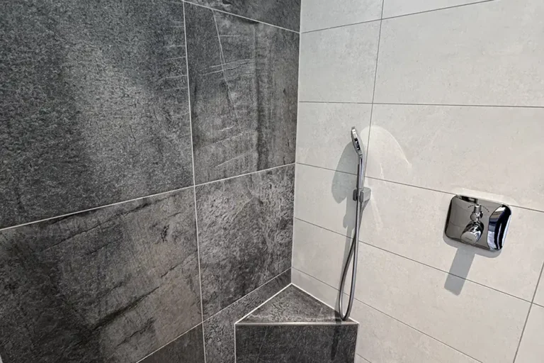 Natursteinoptik Fliesen Badezimmer Schessel Fliesenleger